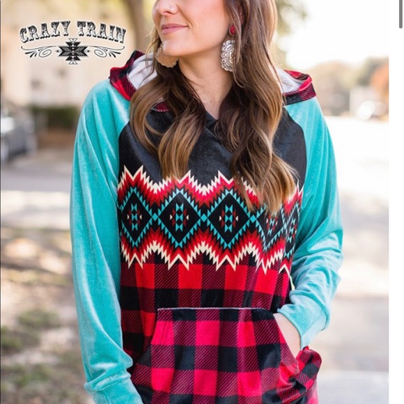 Leave her wild hoodie - Picture 2 of 5